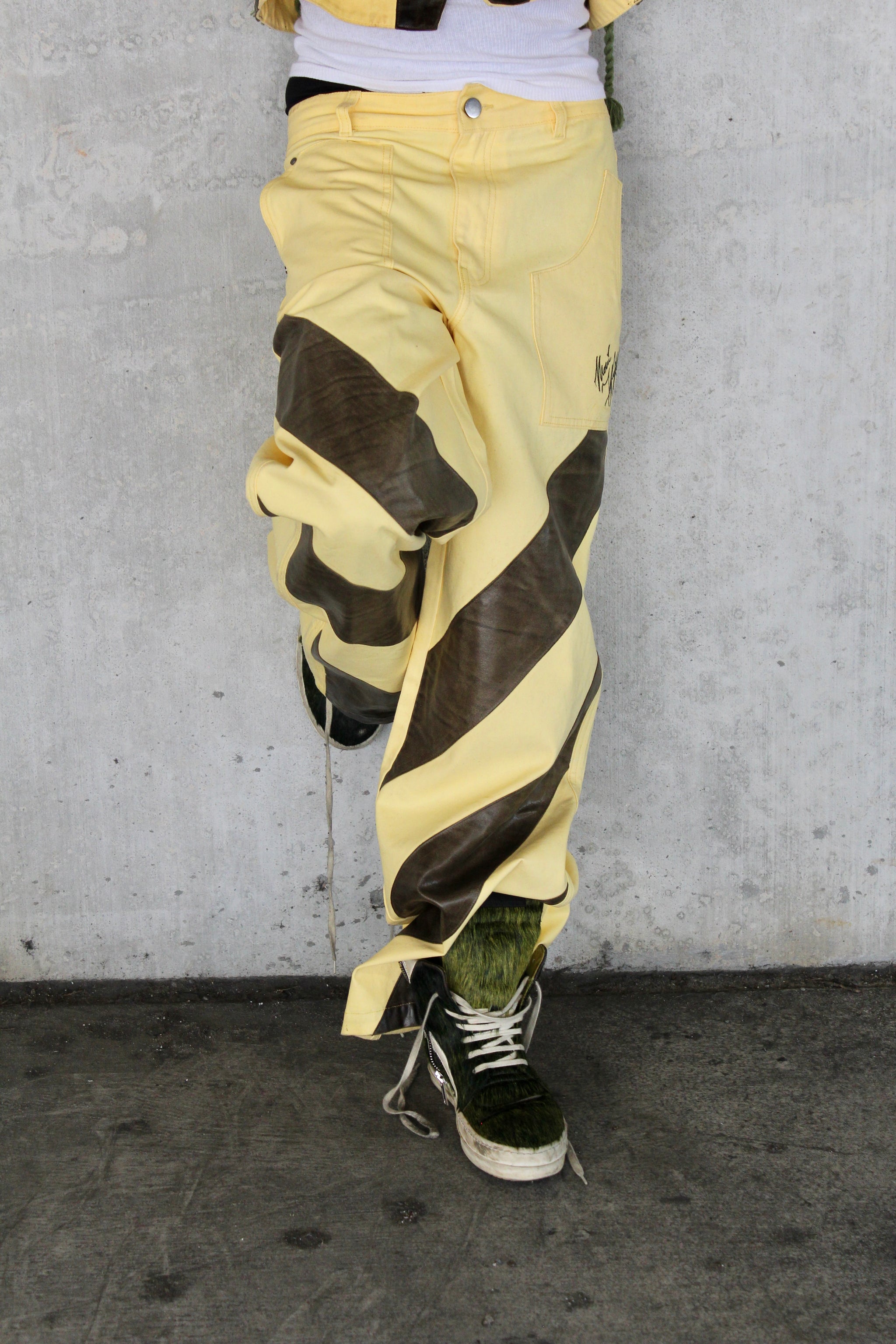 Sand Dunes Wax Jeans