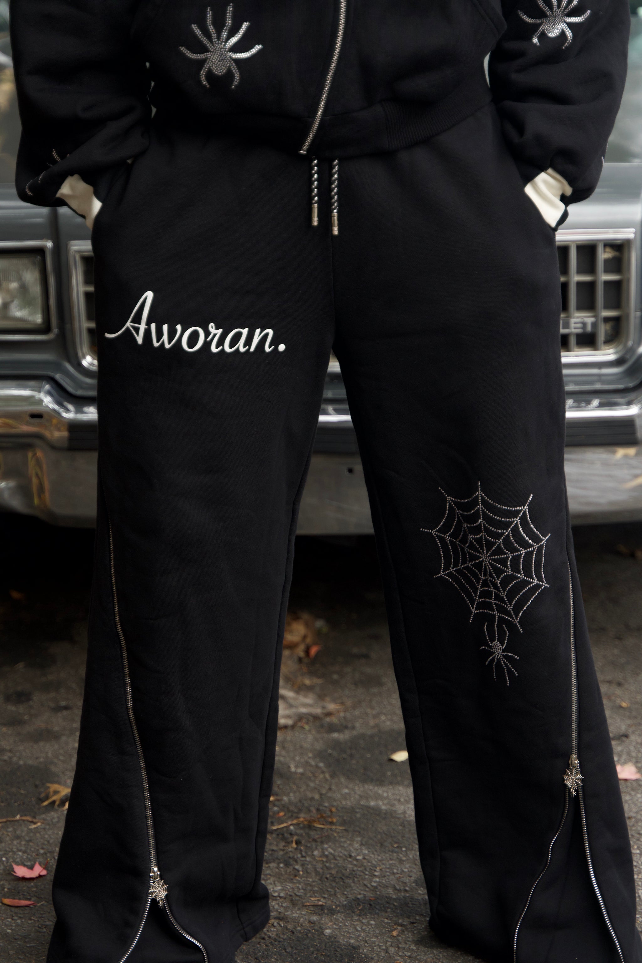 Black Spider 2.0 Full Length Zipper Sweats